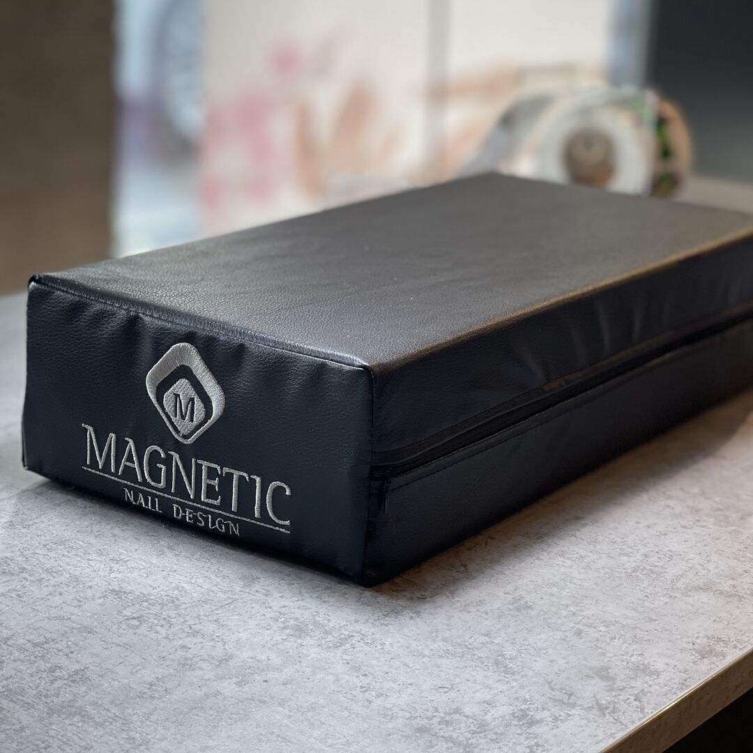 Magnetic Armkussen XL Black