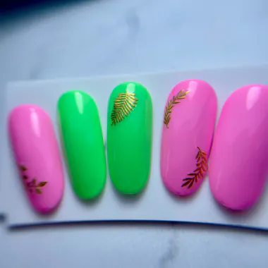 NIC Nailart Sticker Flower - Goud 01